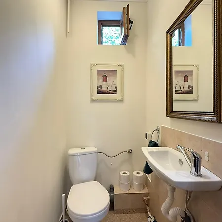 Heritage Loft Two Bedrooms Two Baths And Free Parking Apartamento Bucareste